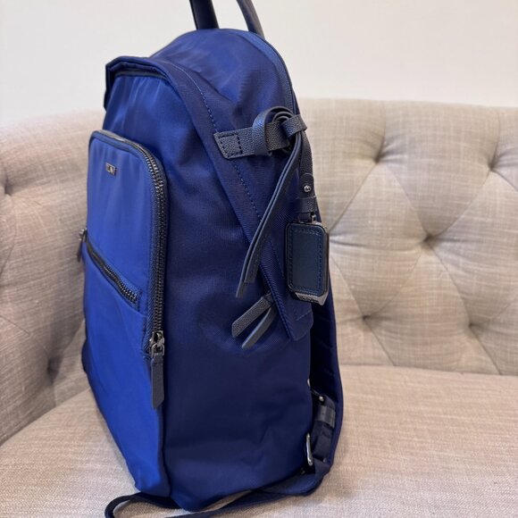 Tumi women’s Voyageur Halsey Ocean Blue Backpack - Picture 4 of 7